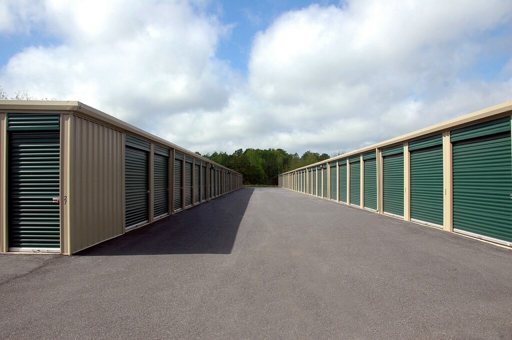 Storage warehouse in Southern California